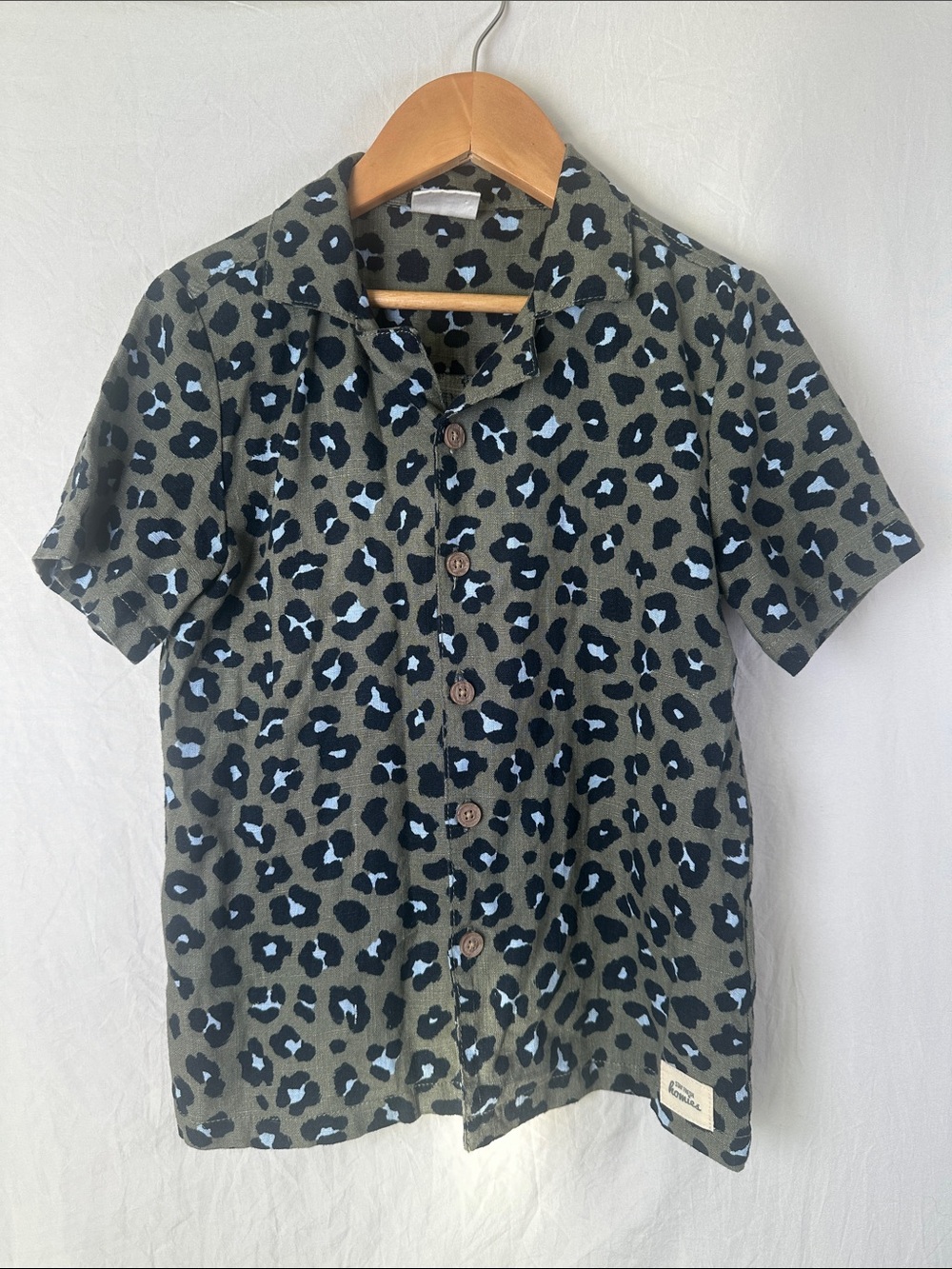 Men's Olive Leopard Print Short-Sleeve Button-Down Shirt